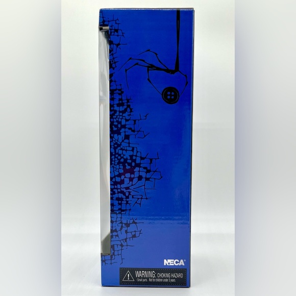 NECA Laika Coraline Collector’s Prop Replica Doll - Picture 8 of 10